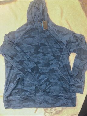 Salt Life Men’s Size Large Navy Camo Hooded Pullover Lightweight Sweatshirt NWT